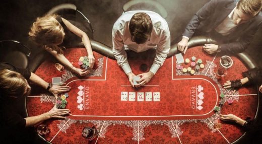 Poker e Comunidade: A Importância da Comunidade e do Apoio Mútuo entre os Jogadores