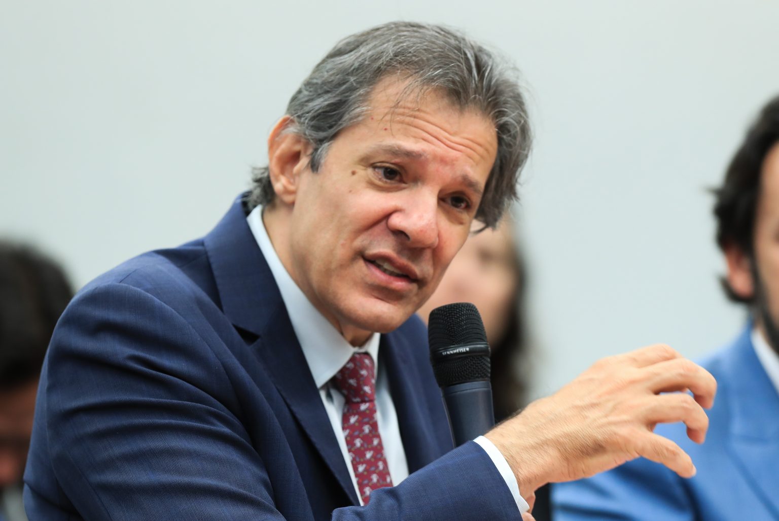 Fernando Haddad sai em apoio da PL dos cassinos no Brasil